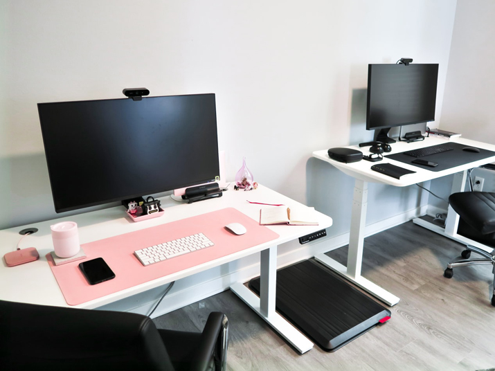 adjustable computer desks